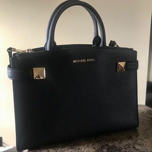 Michael Kors Black Medium Selma Satchel